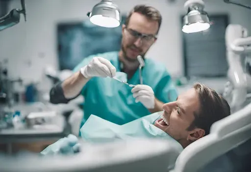 Mit czy prawda: rozprawianie się z popularnymi mitami stomatologicznymi